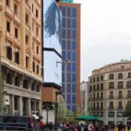 Apartamento Sotano En Gran Via Μαδρίτη Εξωτερικό φωτογραφία