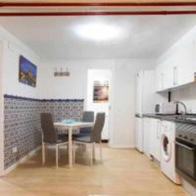 Apartamento Sotano En Gran Via Μαδρίτη Εξωτερικό φωτογραφία