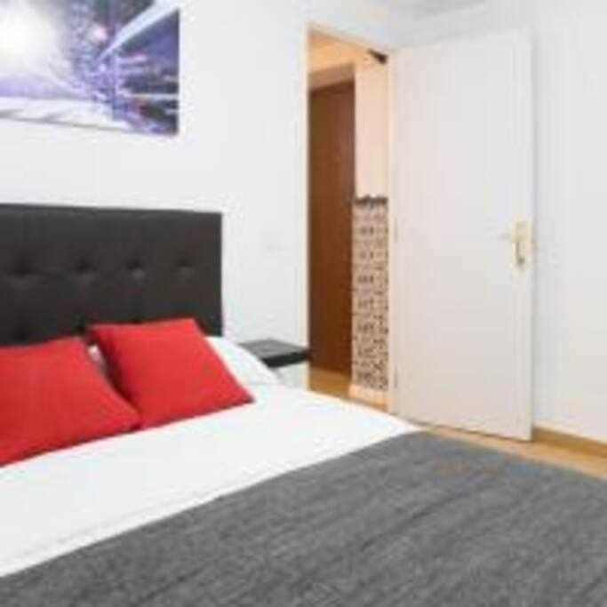 Apartamento Sotano En Gran Via Μαδρίτη Εξωτερικό φωτογραφία